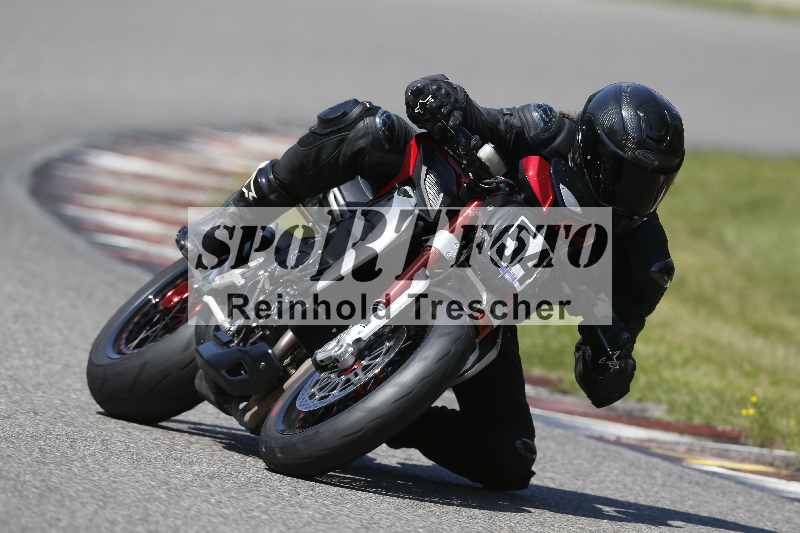 /44 09.08.2025 Plüss Moto Sport ADR/Einsteiger/54